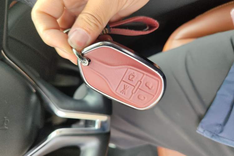 Used Maserati Ghibli 2022 2.0T GT Sharp Edition Vehicle Key