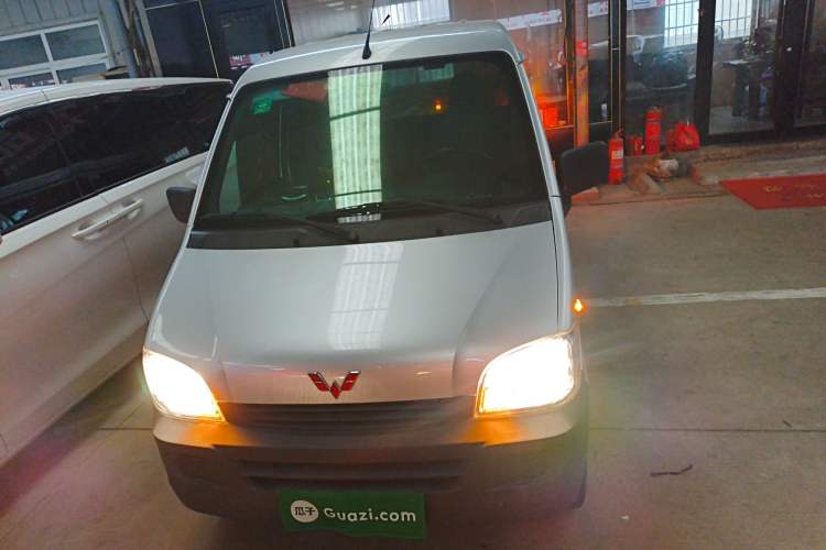 Used Wuling Zhiguang 2020 1.2L Practical Model China VI LSI
