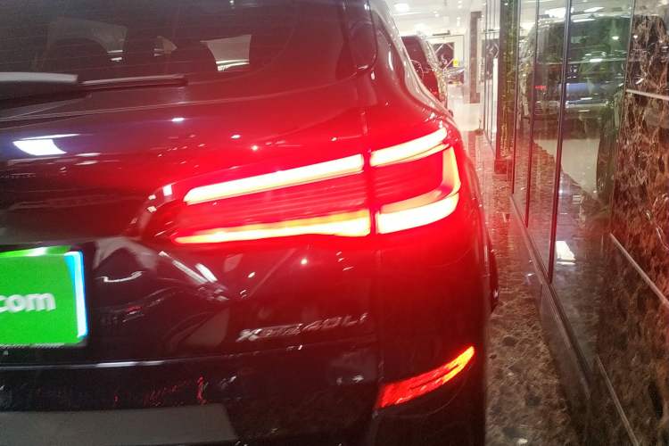 Used BMW X5 2022 Restyled xDrive 40Li Luxury Edition M Sport Package
