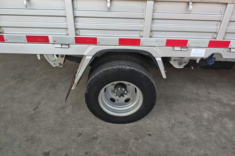 Used Wuling Rongguang New Truck 2021 1.8L Base Model Double-Cab with Dual Rear Wheels LJ479Q6