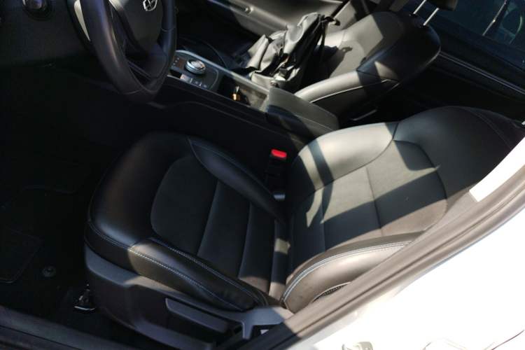 Used Geely Auto Emgrand New Energy 2022 EV Pro Ride-Hailing Version Lithium Iron Phosphate