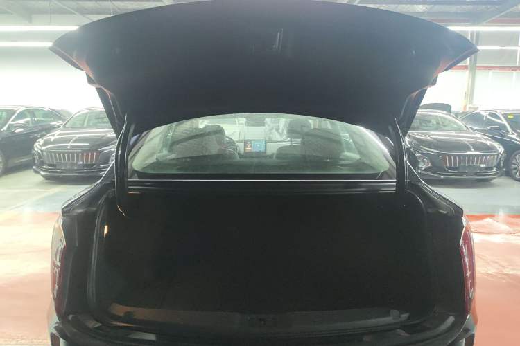 Used Hongqi E-QM5 2021 Charging Flagship Edition
