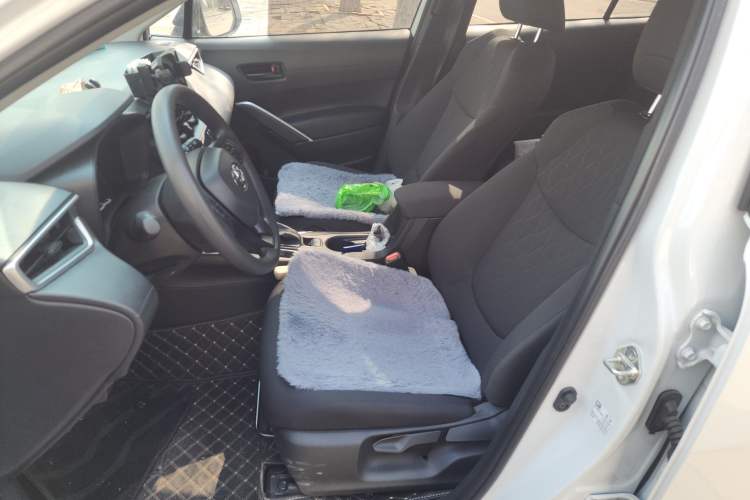 Used Toyota Corolla Cross 2024 2.0L Smart Electric Hybrid Dual-Engine Pioneer Edition
