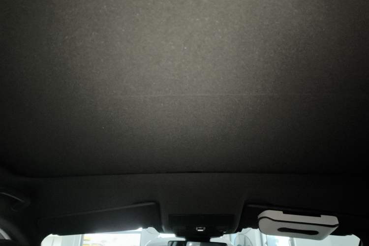 Used Land Rover Discovery Sport 2020 249 PS R-Dynamic Performance Edition
