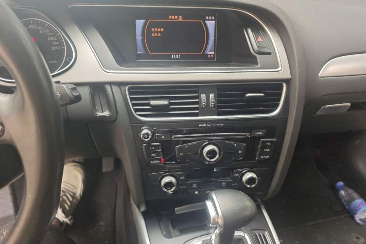 Used Audi A4L 2016 35 TFSI Collector's Edition Automatic Standard Model
