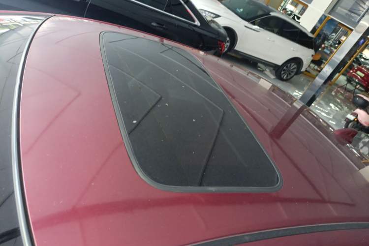 Used Honda Crider 2013 1.8L automatic luxury edition
