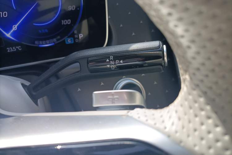 Used Mercedes-Benz EQE 2022 350 First Edition Special Version Gear Lever