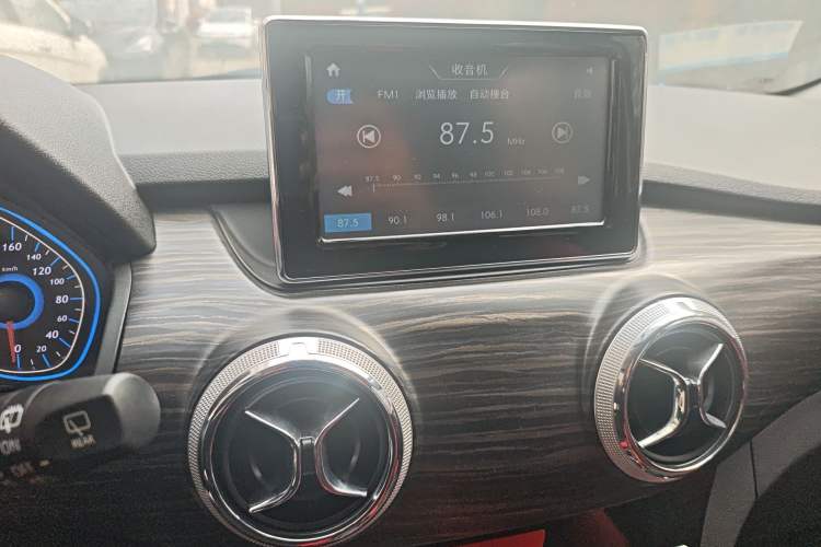 Used BAIC New Energy EX 2018 EX360 New Style Edition Audio And AC Panel