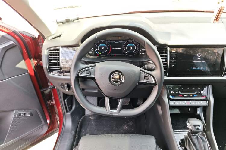 Used Skoda Kodiaq GT 2021 TSI330 Two-Wheel-Drive Luxury Edition Steering Wheel