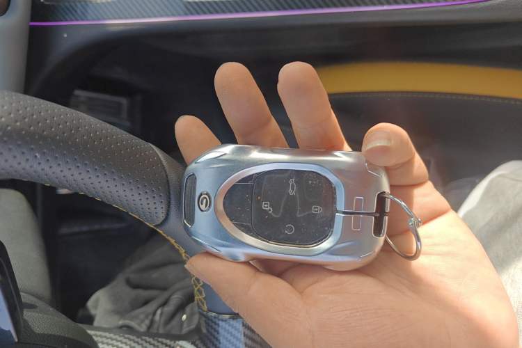 Used GAC Trumpchi EMPOW 2023 270T DCT J16 Version Vehicle Key