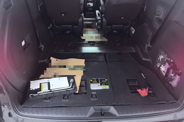 Used Toyota SIENNA 2021 2.5L Hybrid Platinum Edition
