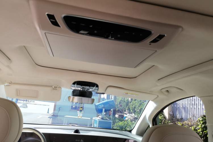 Used VOYAH Dream 2024 PHEV Ultra-Long Range Flagship Edition Headliner