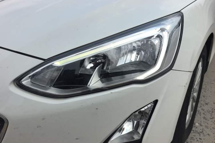Used Ford Focus 2019 Sedan EcoBoost 180 Automatic Trend Edition