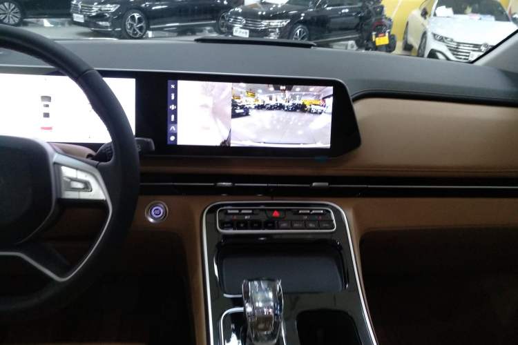 Used JAC Refine RF8 PHEV 2024 Zhiling Edition 1.5T 150KM Prestige Model – Lithium Iron Phosphate Audio And AC Panel