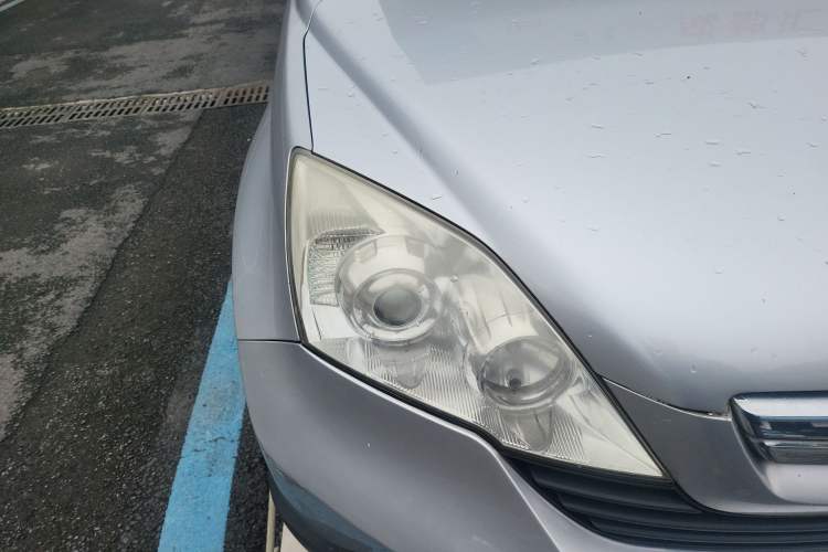 Used Honda CR-V 2007 2.0L Automatic Four-Wheel Drive Classic Edition Right Front Headlight