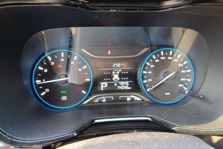 Used GAC Trumpchi GS4 2019 270T Automatic Two-Wheel Drive Luxury Smart Connectivity Model Instrument Cluster