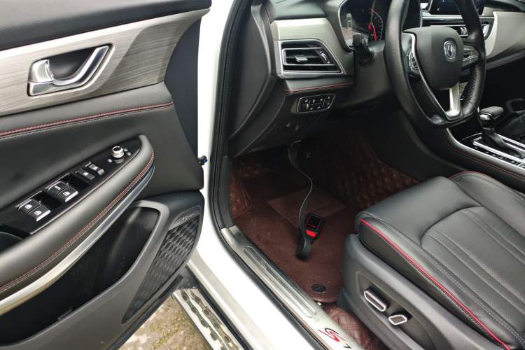 Used CHANGAN CS75 2018 280T Automatic Smart Edition China V-standard
