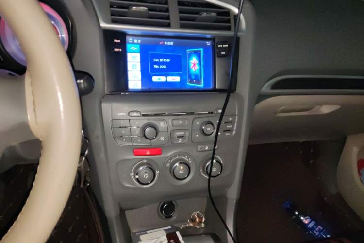 Used Citroen C4L 2013 1.6L Manual Jingxiang Edition Audio And AC Panel