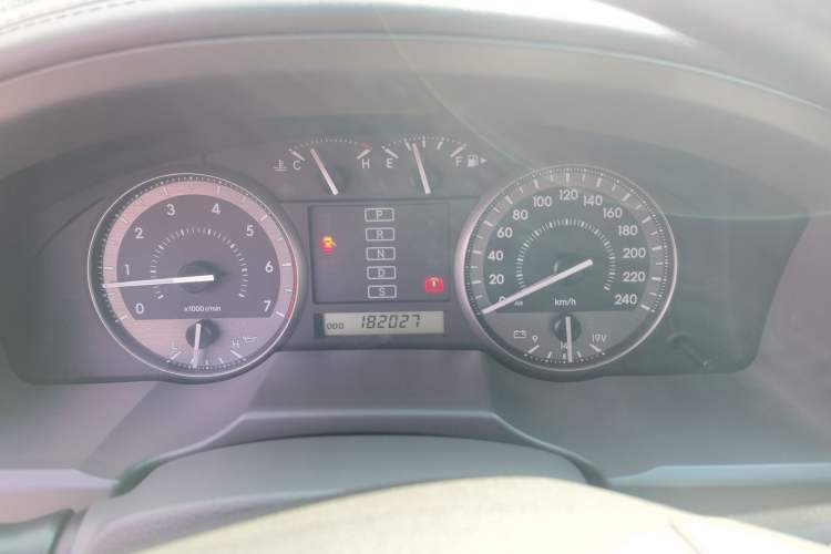 Used Toyota Land Cruiser  Instrument Cluster