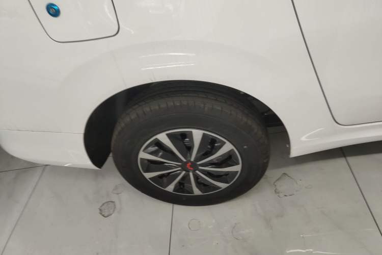 Used Wuling Hongguang New Energy 2025 Extended-Range Hybrid 50 km Utility Version
