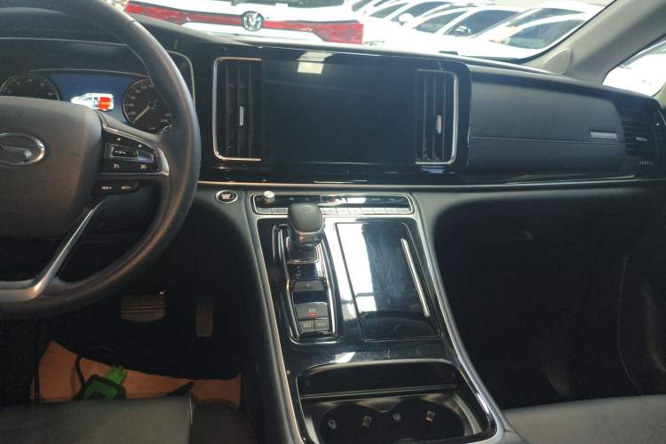 Used GAC Trumpchi M8 2023 Lingxiu Series 390T Luxury Edition Audio And AC Panel