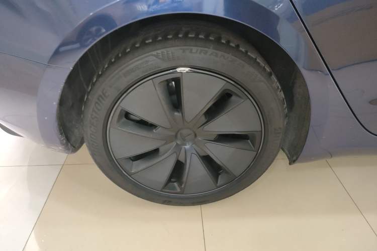 Used Tesla Model 3 2025 Rear-Wheel-Drive Version