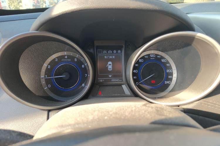 Used Changan CS35 2017 1.6L Manual Luxury Model
