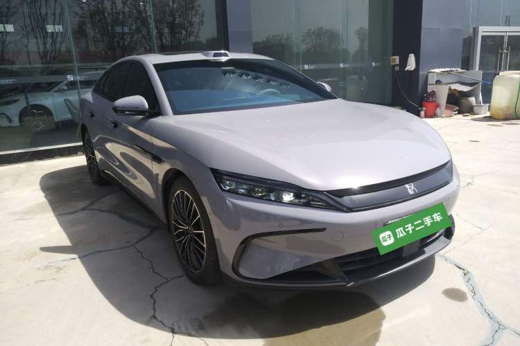 Used BYD Han 2025 DM-i Intelligent Driving Edition 125KM LiDAR Flagship Model
