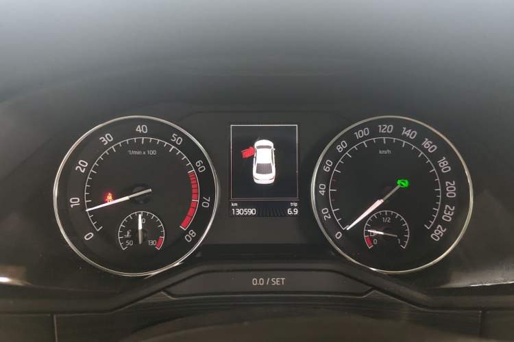 Used Skoda Superb 2016 TSI330 DSG Smart Drive Edition Instrument Cluster