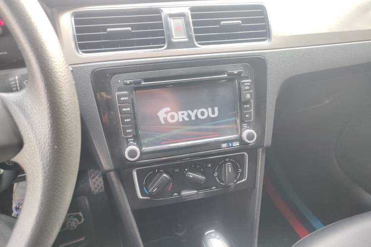 Used Volkswagen Santana 2015 1.6L Automatic Comfort Edition
