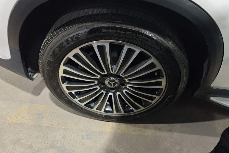 Used Mercedes-Benz GLC 2018 Facelifted GLC 260 4MATIC Dynamic Edition