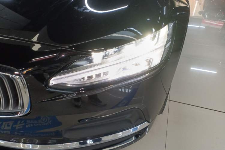 Used Volvo S90 2024 B5 Zhiyuan Luxury Edition