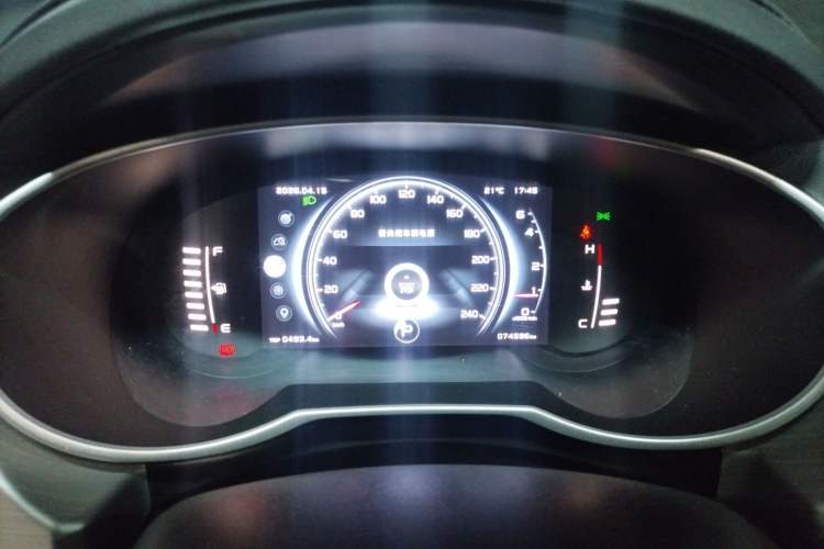 Used Geely Auto Emgrand X7 Sport 2018 1.8TD Automatic Two-Wheel Drive Smart Connect 4G Internet Edition
