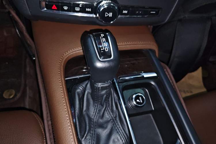 Used Volvo S90 2018 T4 Zhiyuan Edition