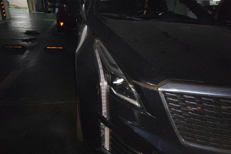 Used Cadillac XT5 2022 2.0T Two-Wheel Drive Luxury Version
