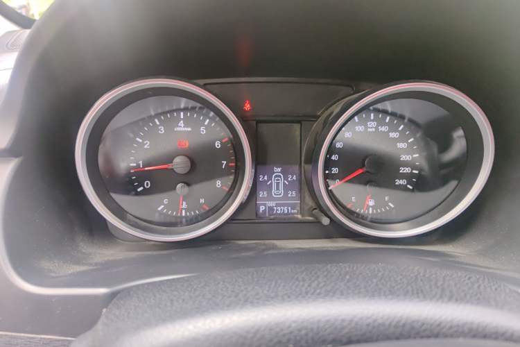 Used Haval H6 2015 Sport Edition 1.5T Automatic Two-Wheel Drive Luxury Model
