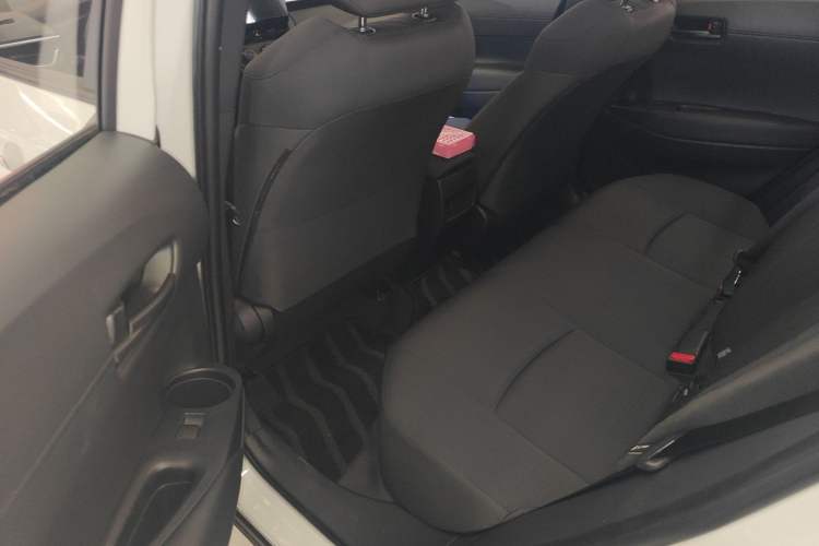 Used Toyota Corolla Cross 2024 2.0L Pioneer Edition
