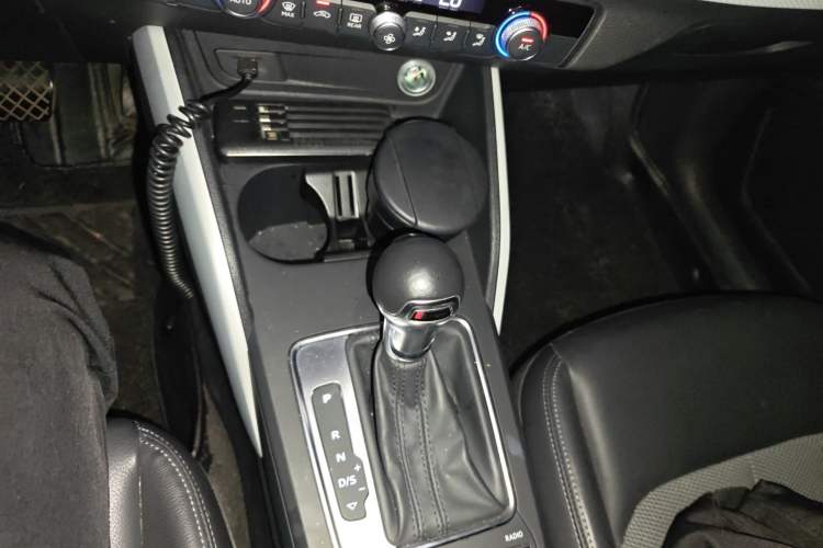 Used Audi Q2L 2018 35 TFSI Fashion Elegant Version China V
