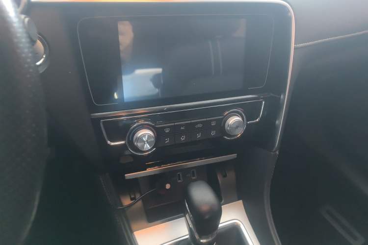 Used MG 6 2017 20T Automatic Luxury Smart Connect Version China V Standard
