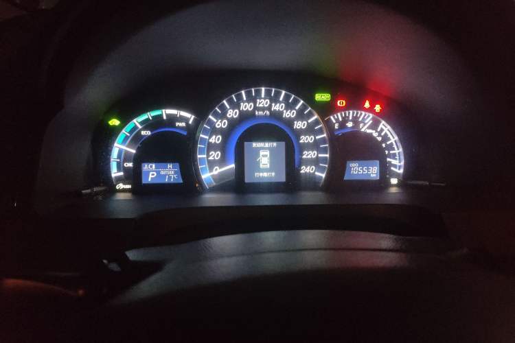 Used Toyota Camry 2012 Luxurious Edition 2.5HG Zunrui