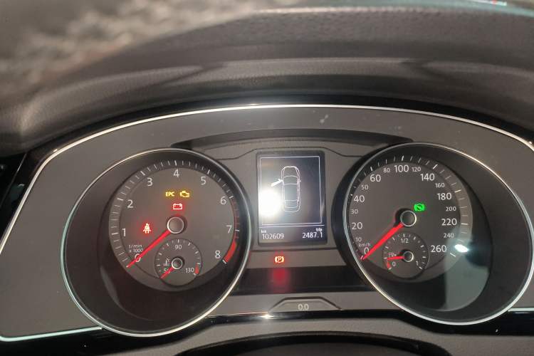 Used Volkswagen Magotan 2019 330TSI DSG Leading Model China VI Standard Instrument Cluster