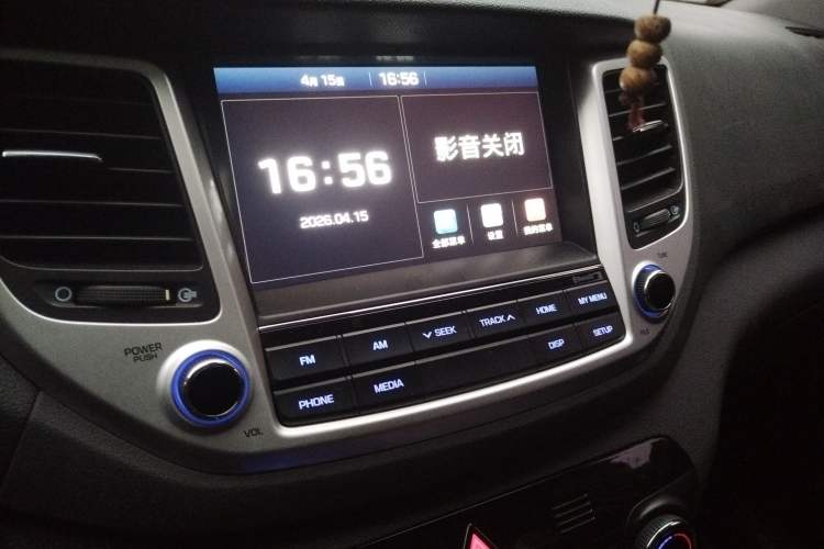 Used Hyundai Tucson 2015 1.6T Dual-Clutch Two-Wheel-Drive Smart Model Audio And AC Panel