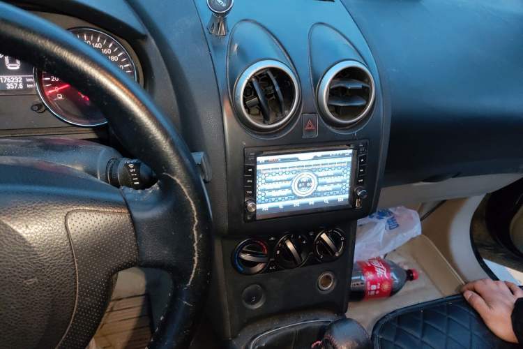 Used Nissan Qashqai 2011 1.6XE Wind 5MT 2WD Audio And AC Panel