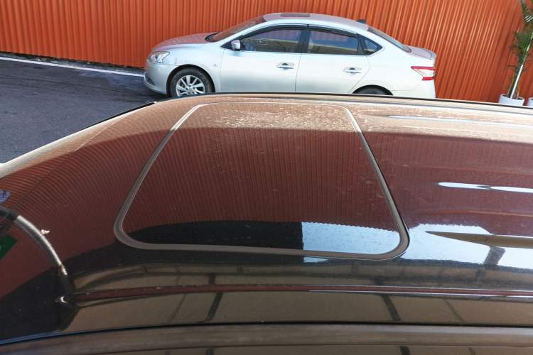 Used Toyota Wildlander New Energy 2021 High-Performance Edition 2.5L Four-Wheel Drive Powerful Version Roof