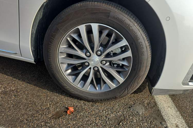 Used Buick GL8 2023 ES Lu Zun Deluxe and Yue Edition