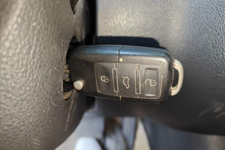 Used Volkswagen Tiguan 2010 1.8 TSI Automatic Two-Wheel Drive Trend Edition Vehicle Key