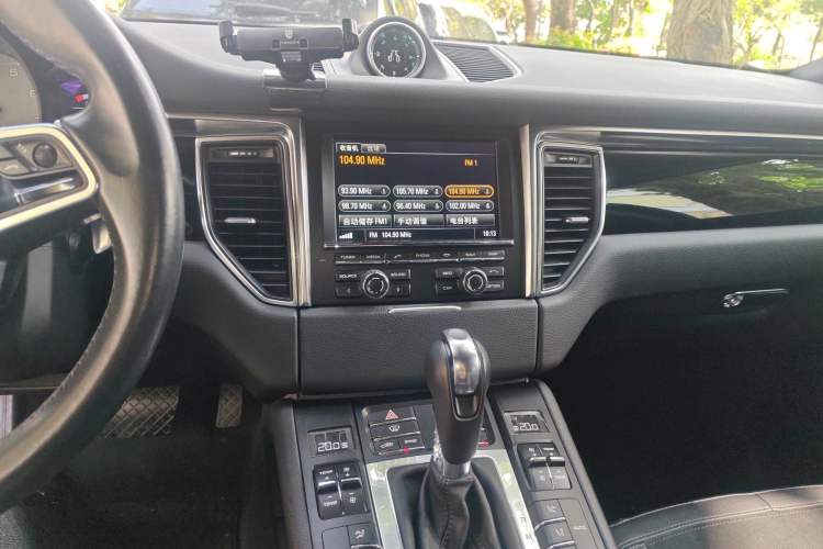 Used Porsche Macan 2016 Macan S 3.0T Audio And AC Panel