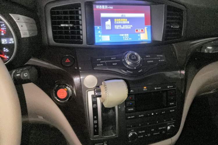 Used Nissan Quest 2013 3.5L SL Audio And AC Panel