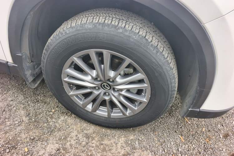 Used Mazda CX-5 2017 2.0L Automatic 2WD ZhiShang Trim China V Standard Right Rear Wheel Hub