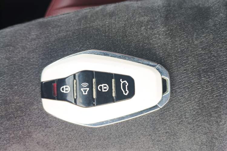 Used JETOUR X70 PLUS 2023 1.6T DCT Stronger 5-Seater
